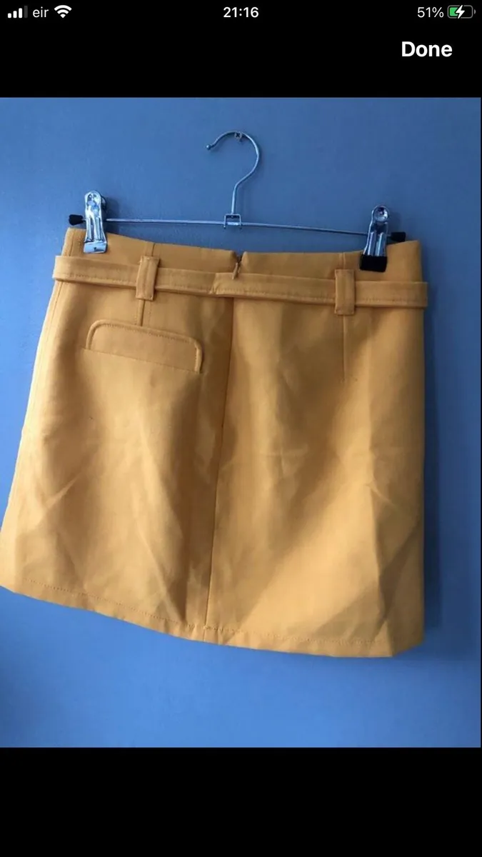 Ladies skirt size Xs €5 - Image 2