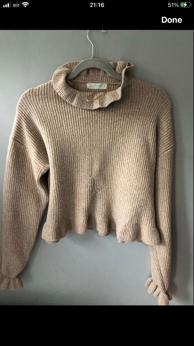 Ladies jumper size 8 €5 - Image 1
