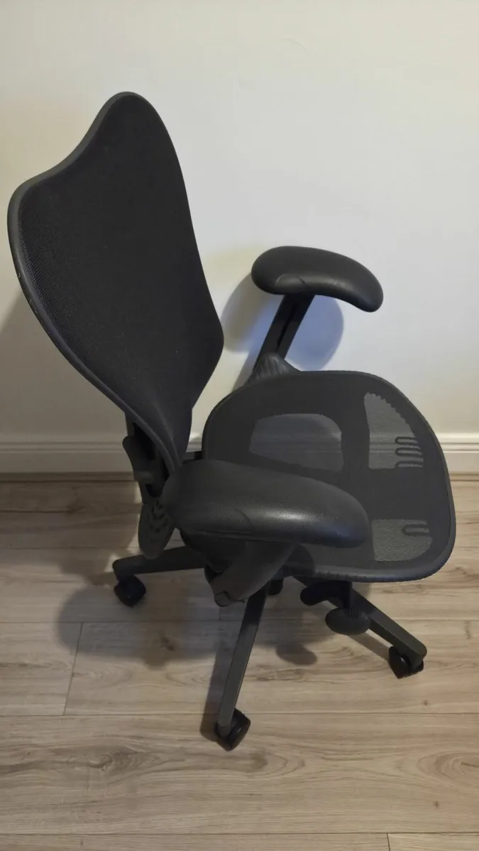 Office Chairs - Image 2