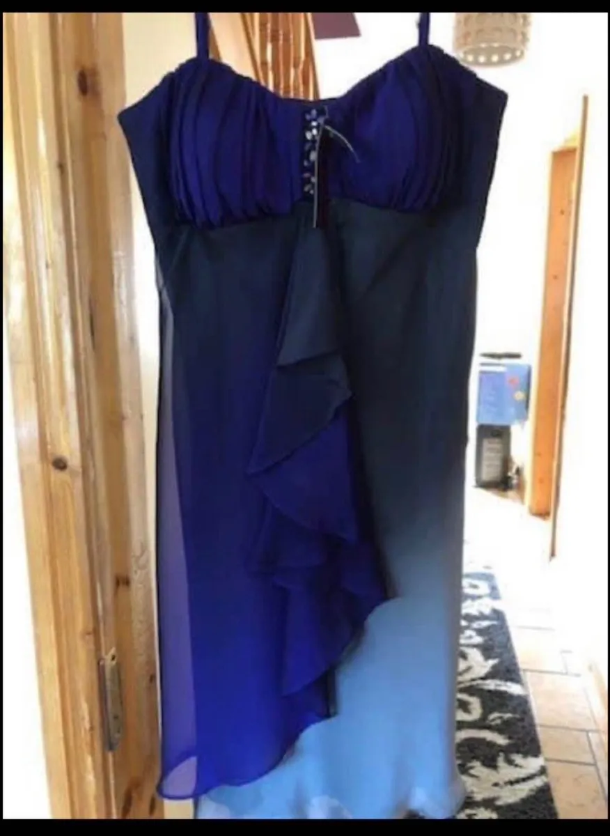 Dress size 14 - Image 1