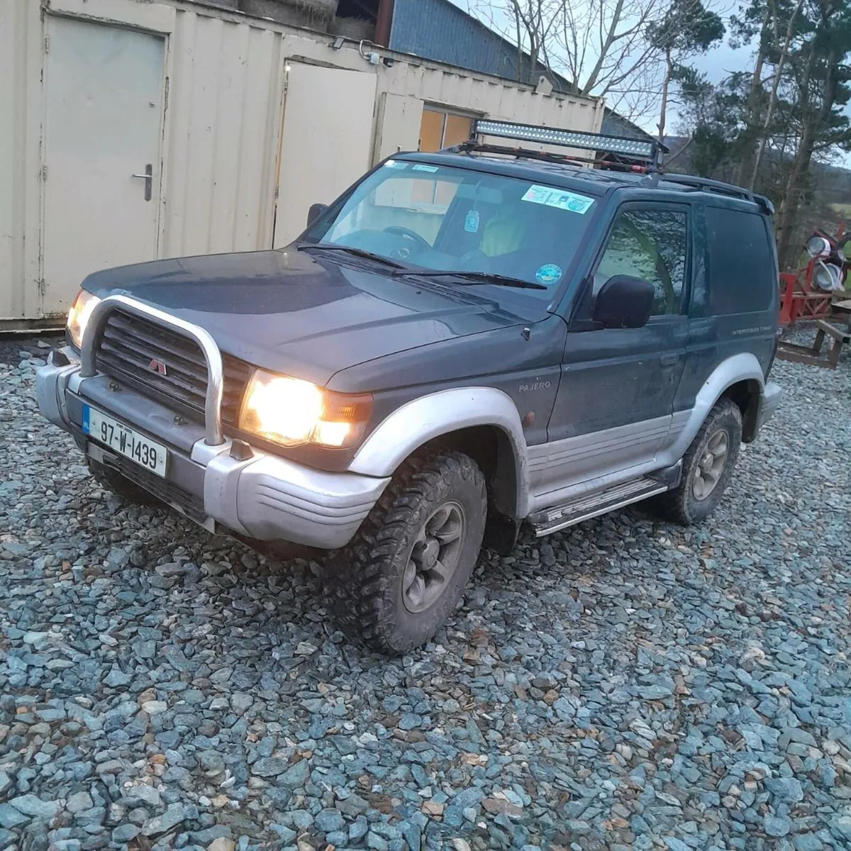 Mitsubishi pajero - Image 4