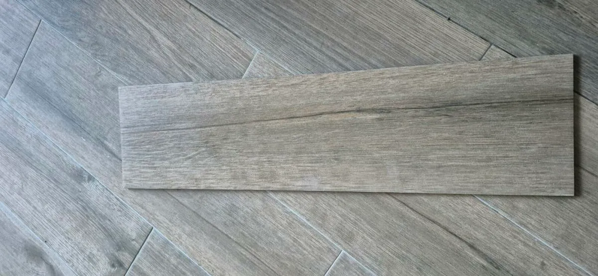 Wood Effect Floor Tiles - Image 2