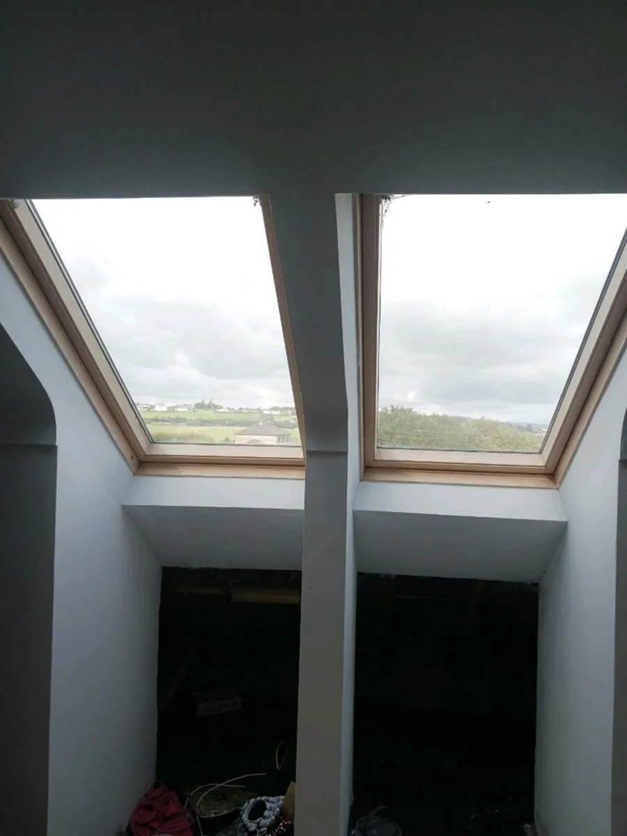 Velux windows  in exelent condition reclaimed - Image 4