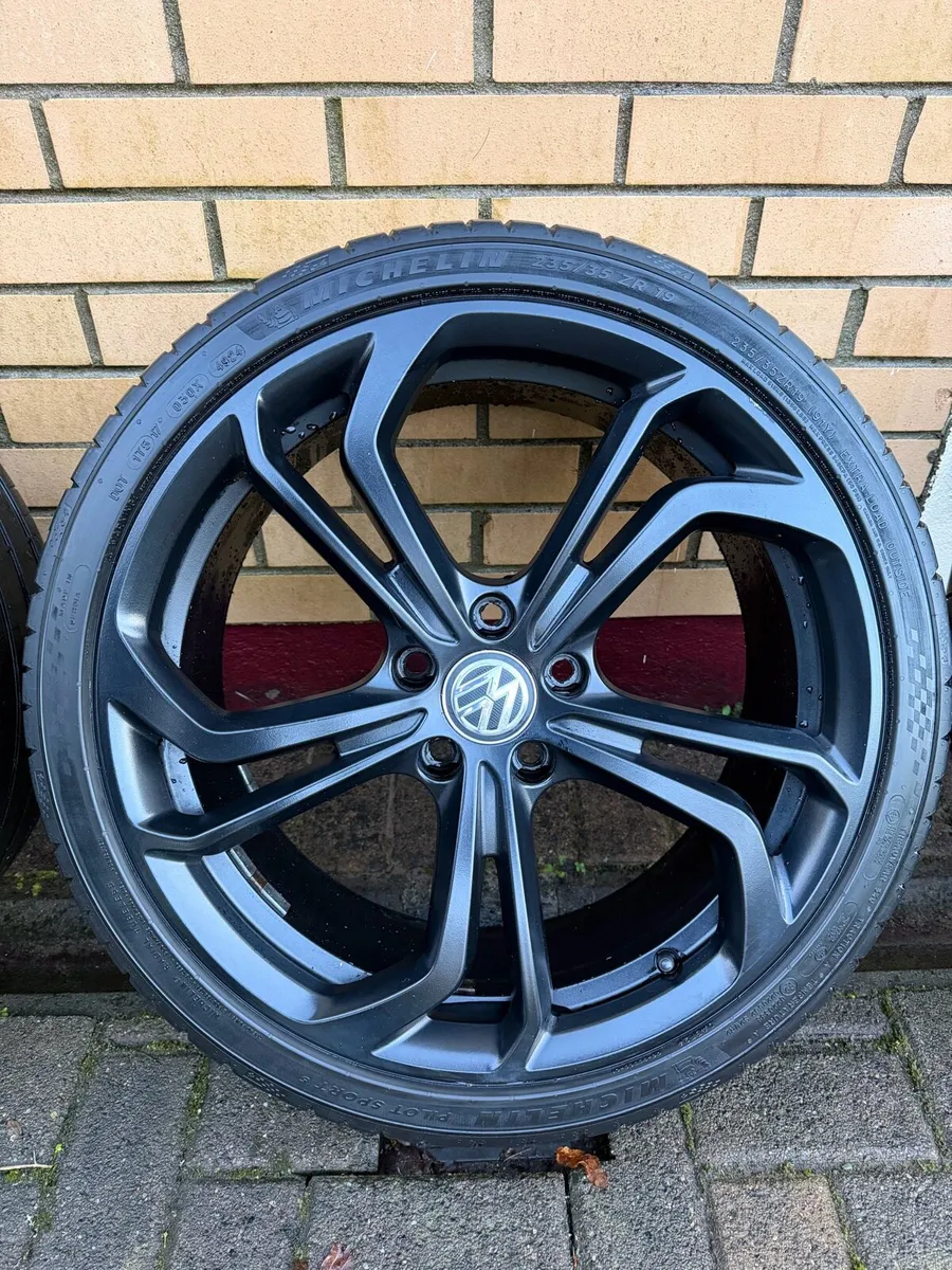 Genuine VW 19” Reifnitz Alloys - Image 4