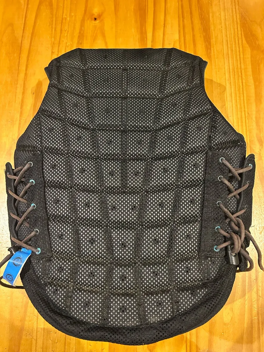 Champion Childs back protecter - Image 2