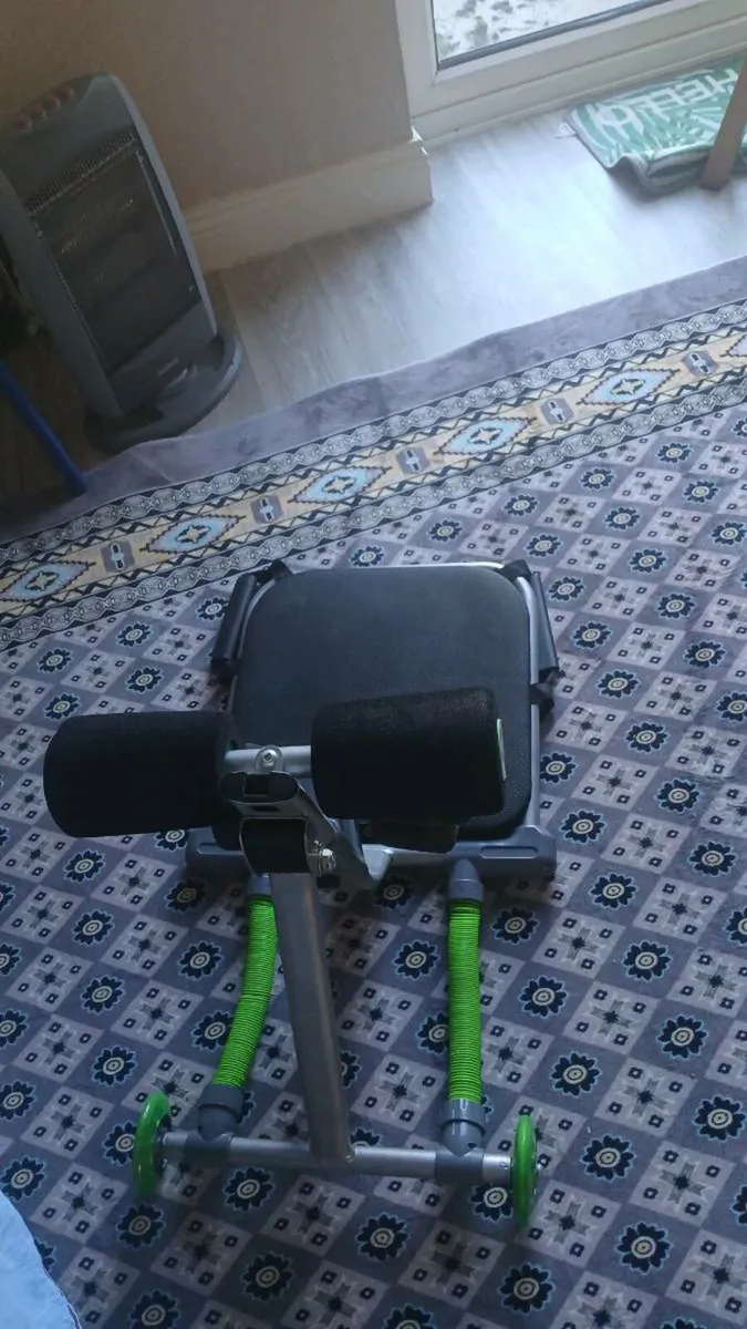 Total core Abs exercise machine - Image 3