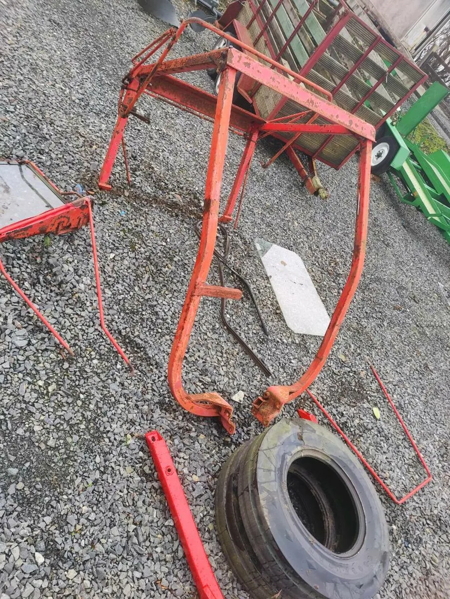 Massey Ferguson 165 cab frame and brackets - Image 1