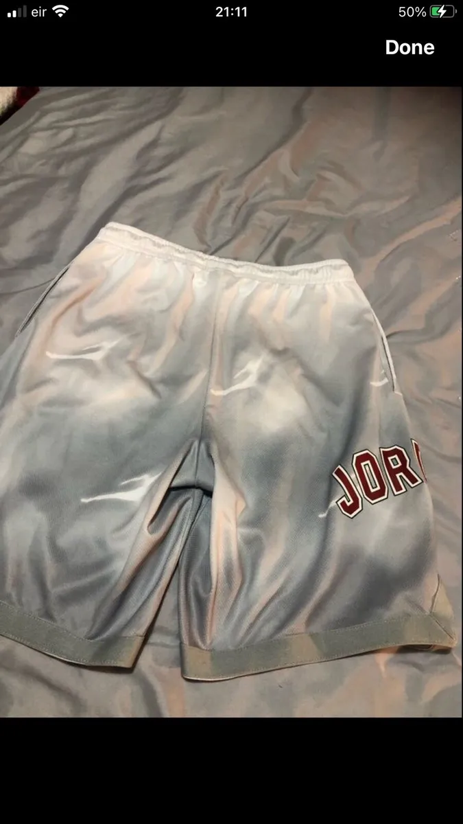 Boys Jordan shorts size XL €8 - Image 3