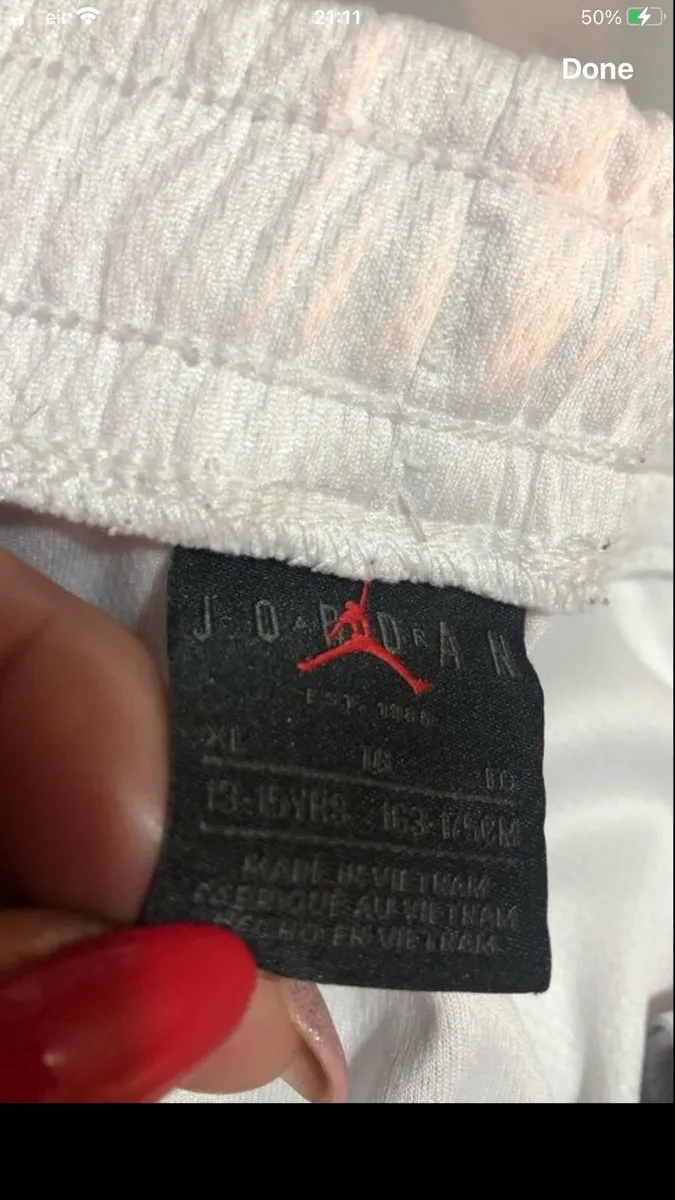 Boys Jordan shorts size XL €8 - Image 4
