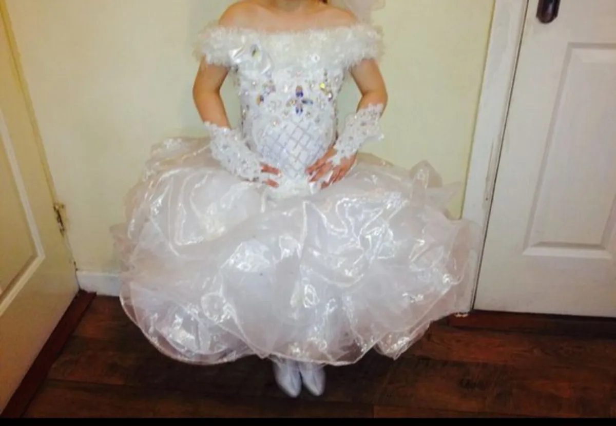 Communion dress for sale - Image 3