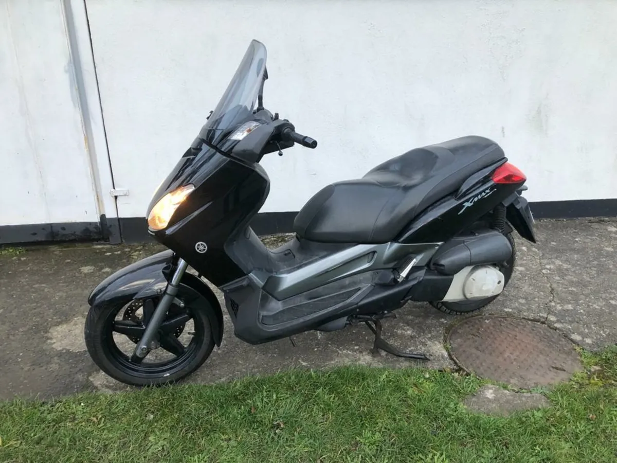 Yamaha xmax 250cc - Image 1