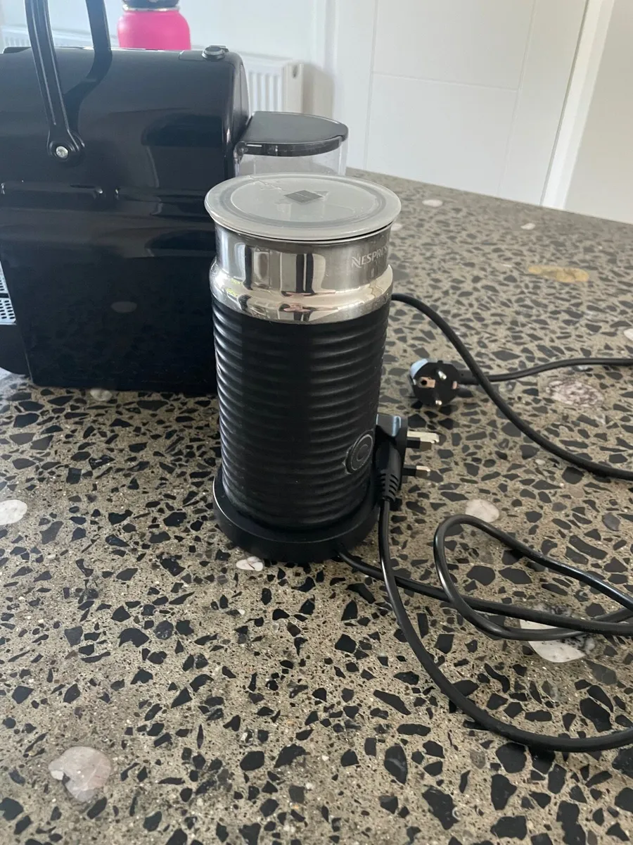 Nespresso Coffee machine & frother - Image 2