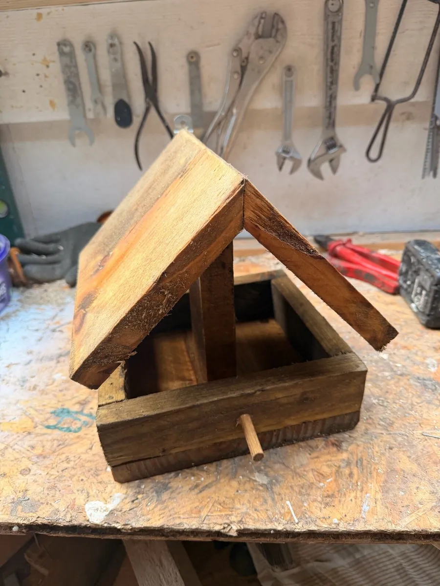 Bird table - Image 4