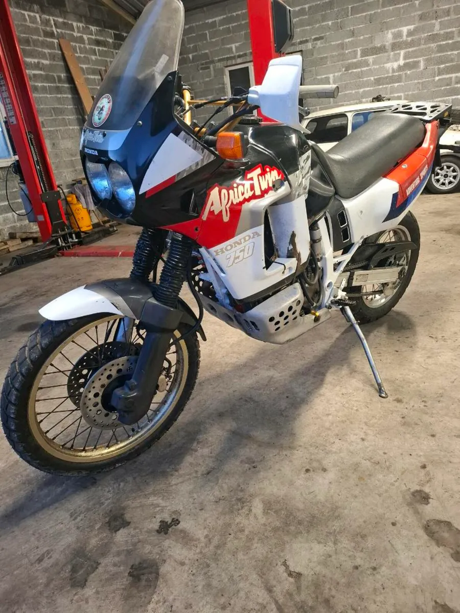 AFRICA TWIN RD04 (PROJECT) - Image 2