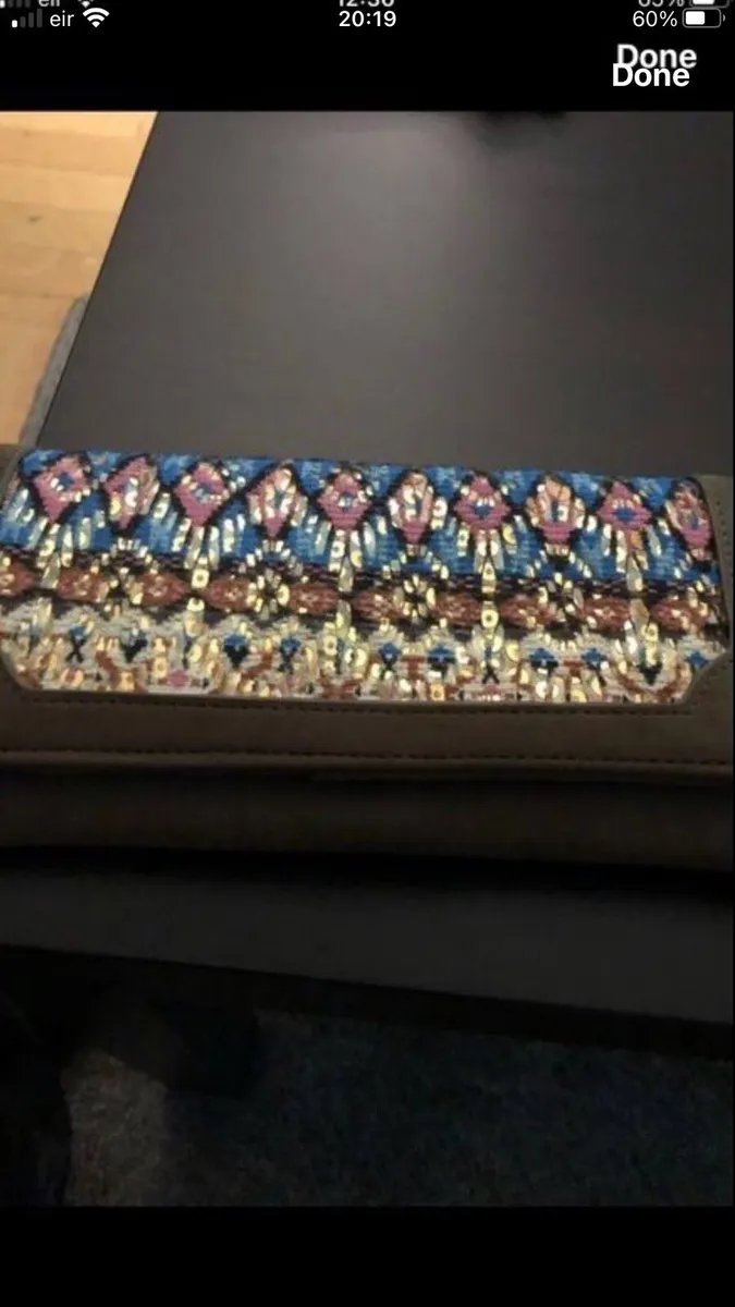 Ladies  purse €3 - Image 2