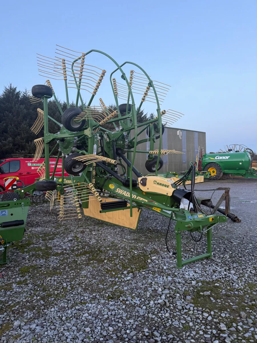 0% Finance Krone TC 880 Rake - Image 1