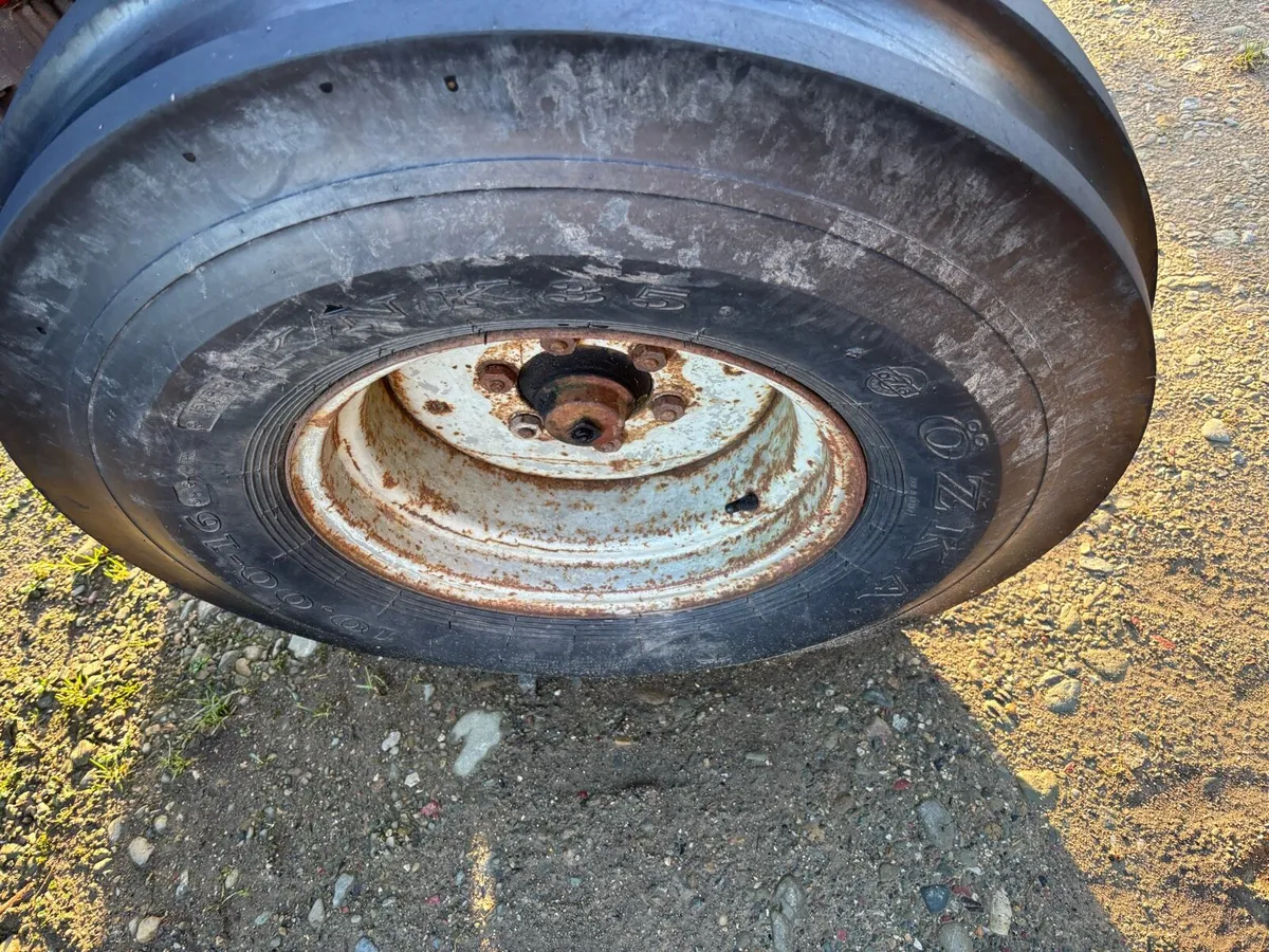 Massey Rims with tyres - Image 3