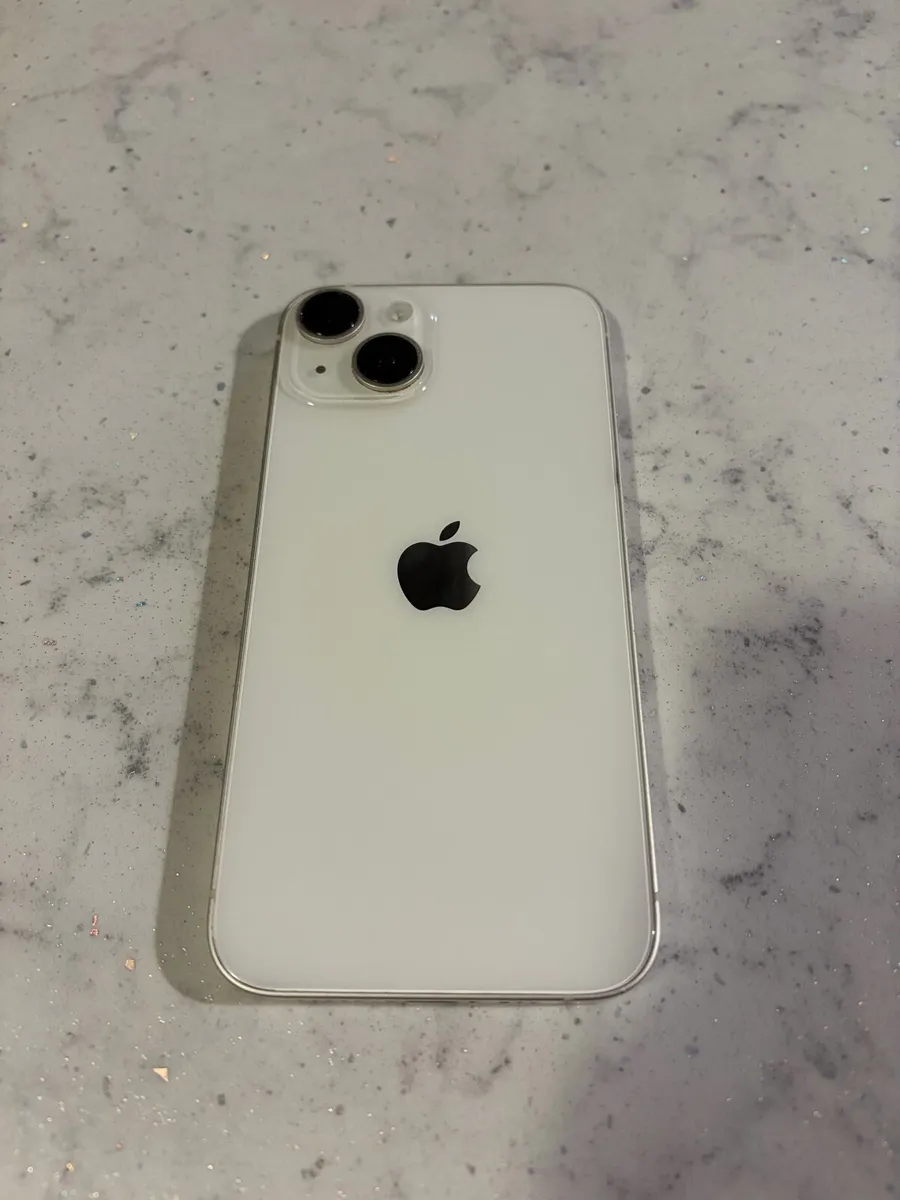 iPhone 14 - Image 1