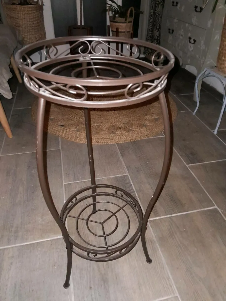 Plant Stand