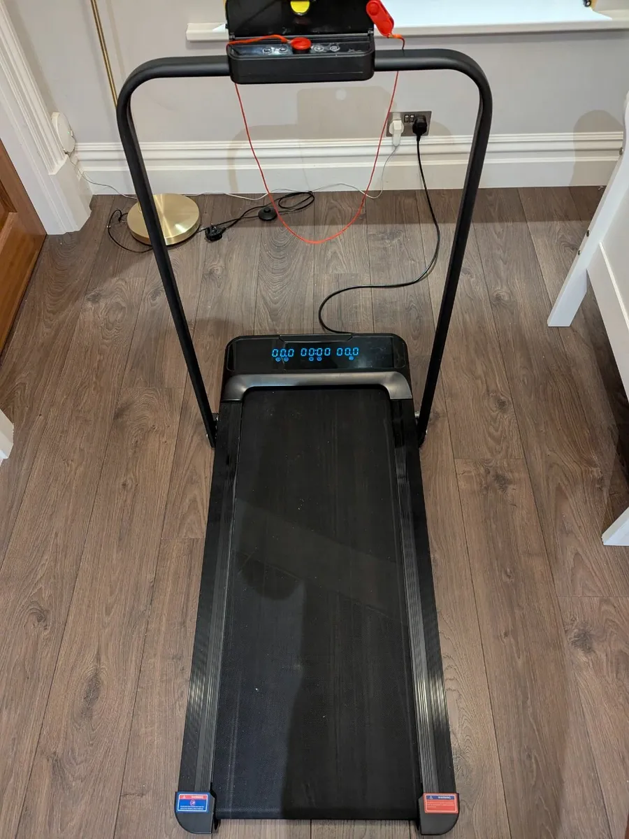 Treadmill/walking pad - Image 2