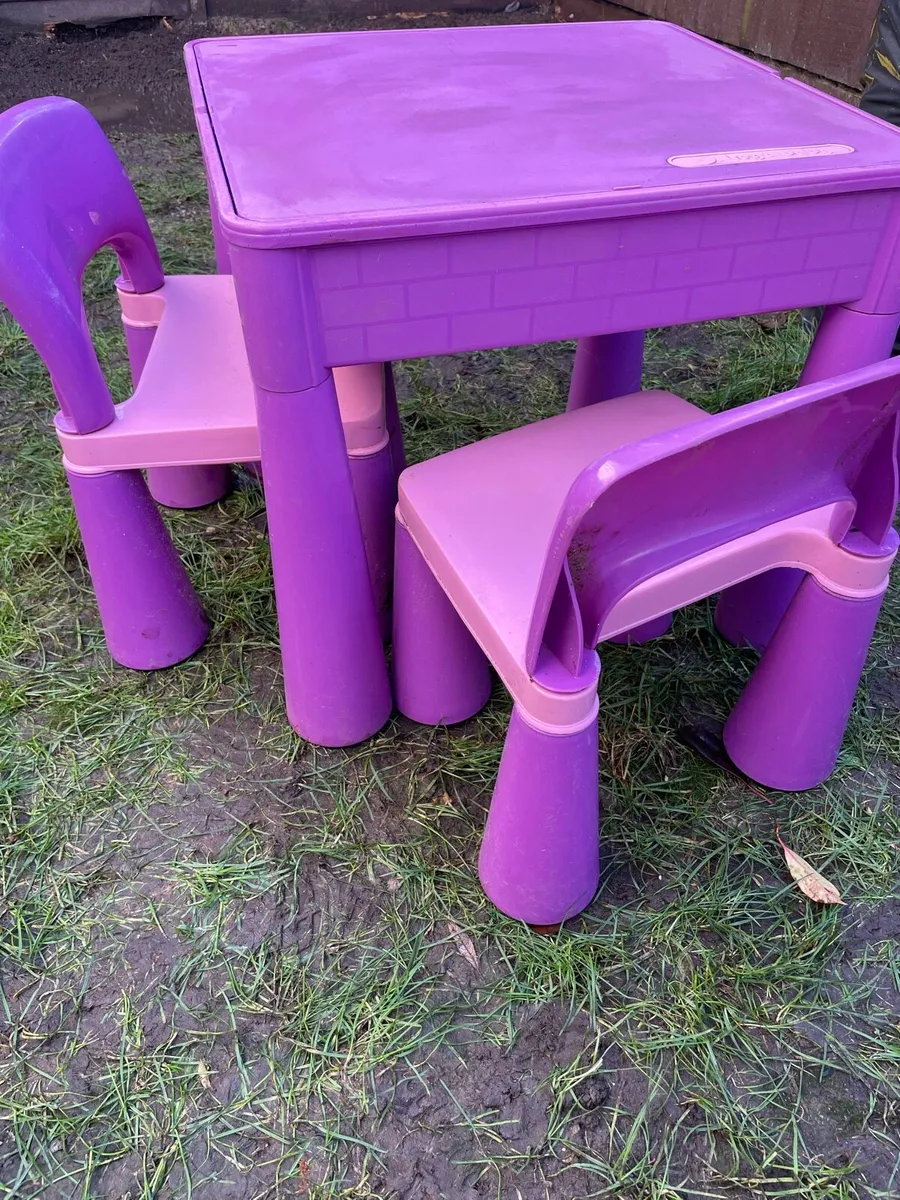 Playhouse, Sand box, Table with Chairs - Image 3