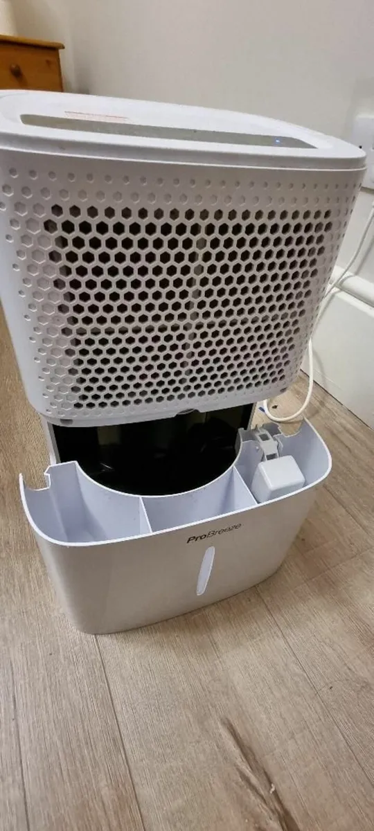 ProBreeze home dehumidifier - Image 4