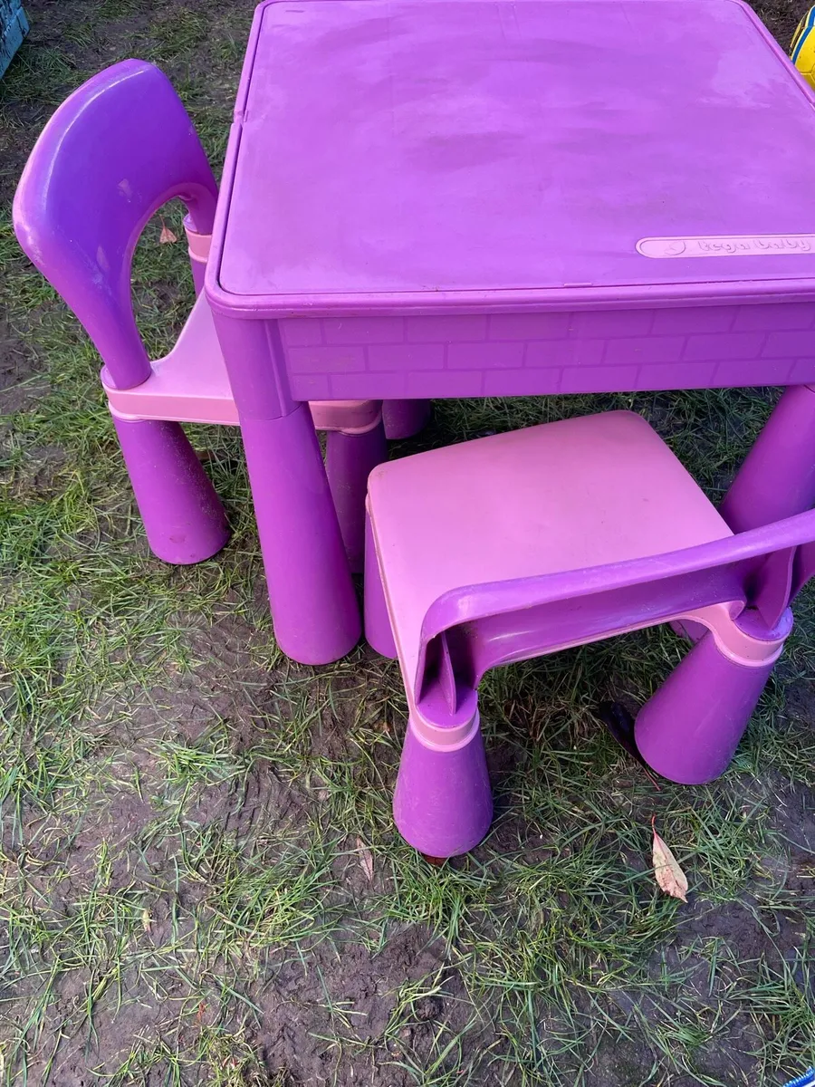 Playhouse, Sand box, Table with Chairs - Image 3