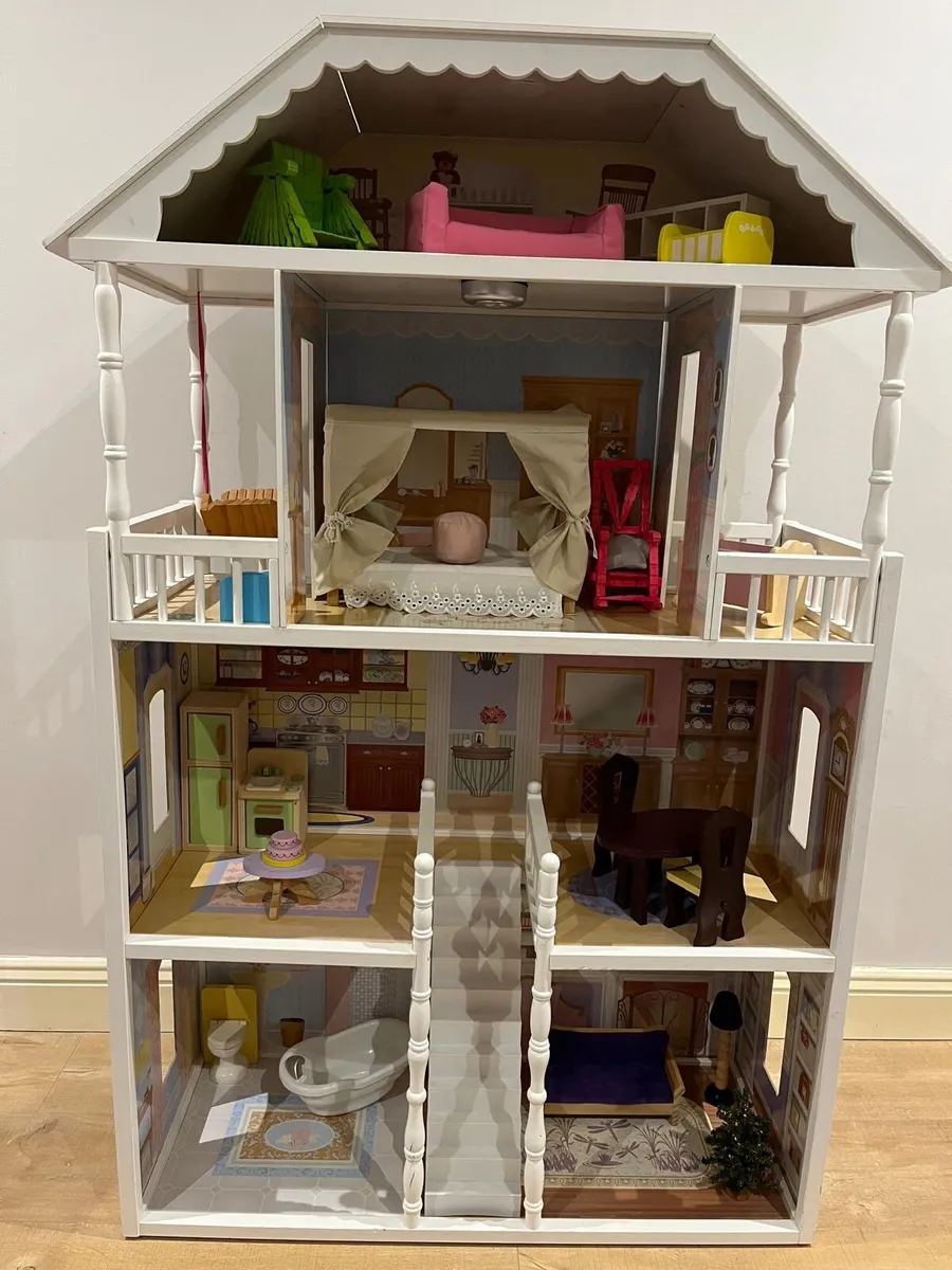 Doll House - Image 1