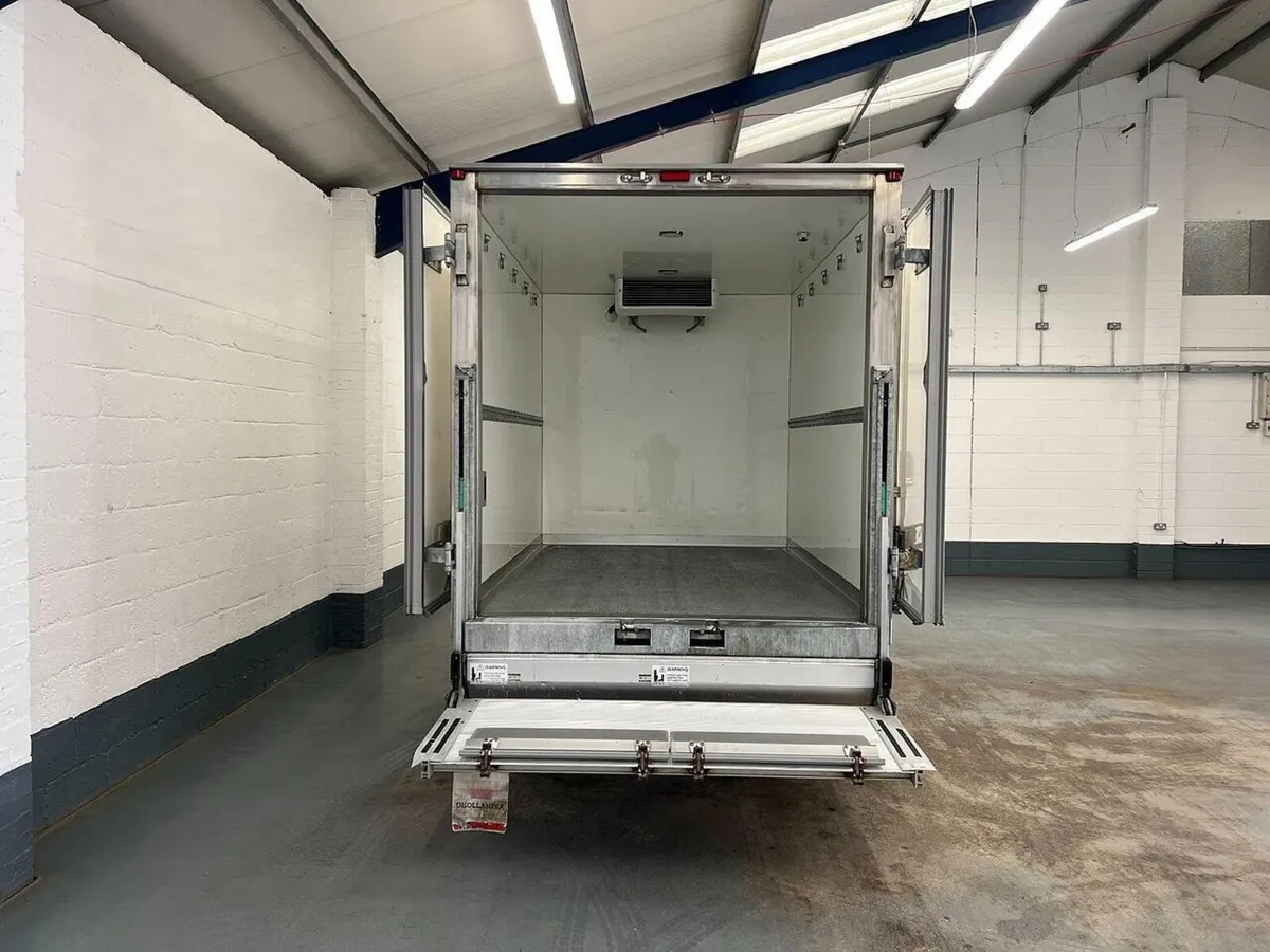 2018 Mercedes-Benz Sprinter Refrigerated Van - Image 4