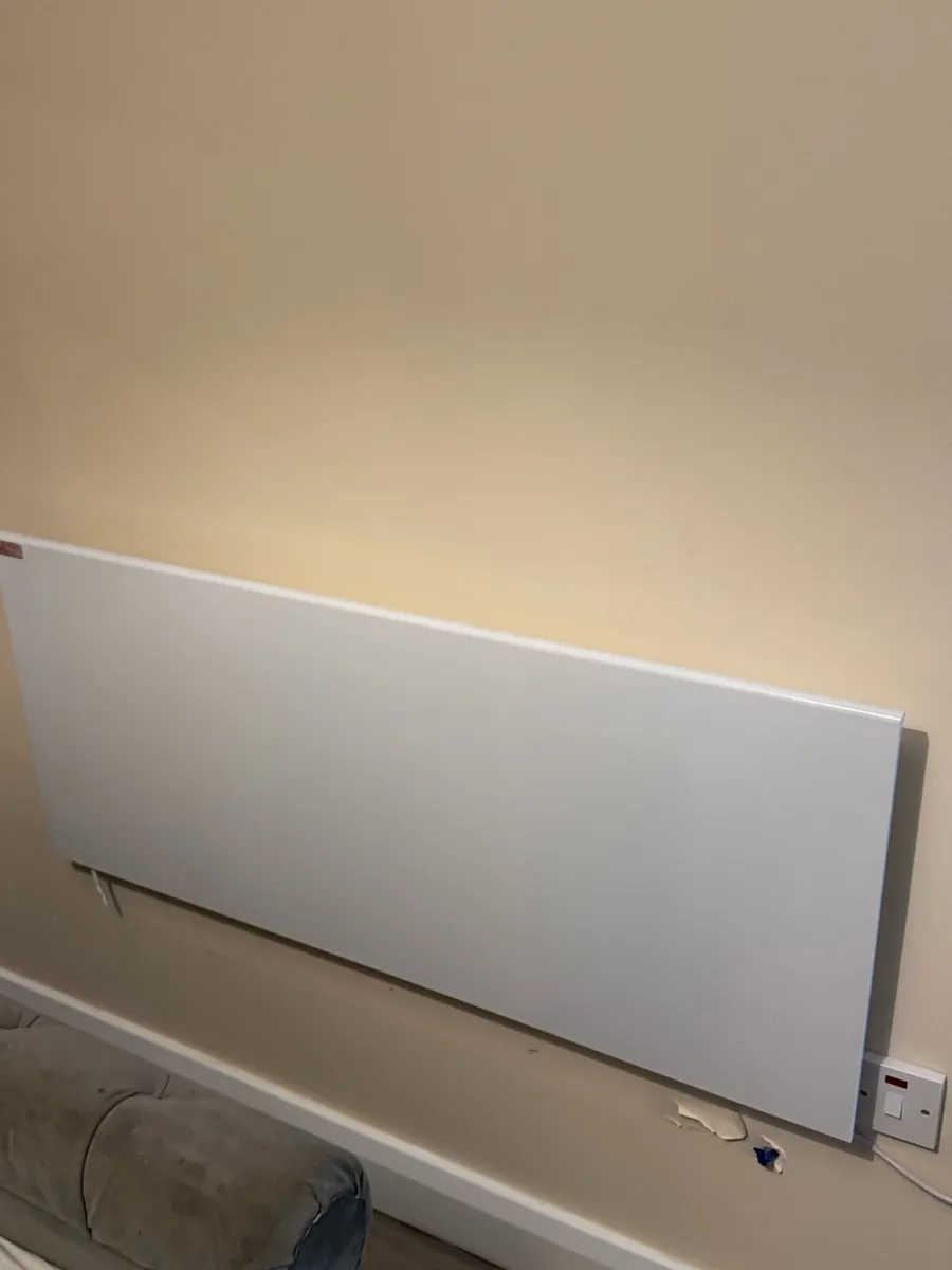 Infrared Heater 700 watts - Image 1