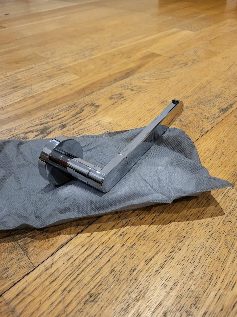 Toilet paper holder - Image 4