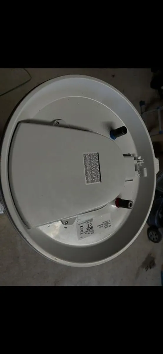 Atlantic 150l water heater - Image 2