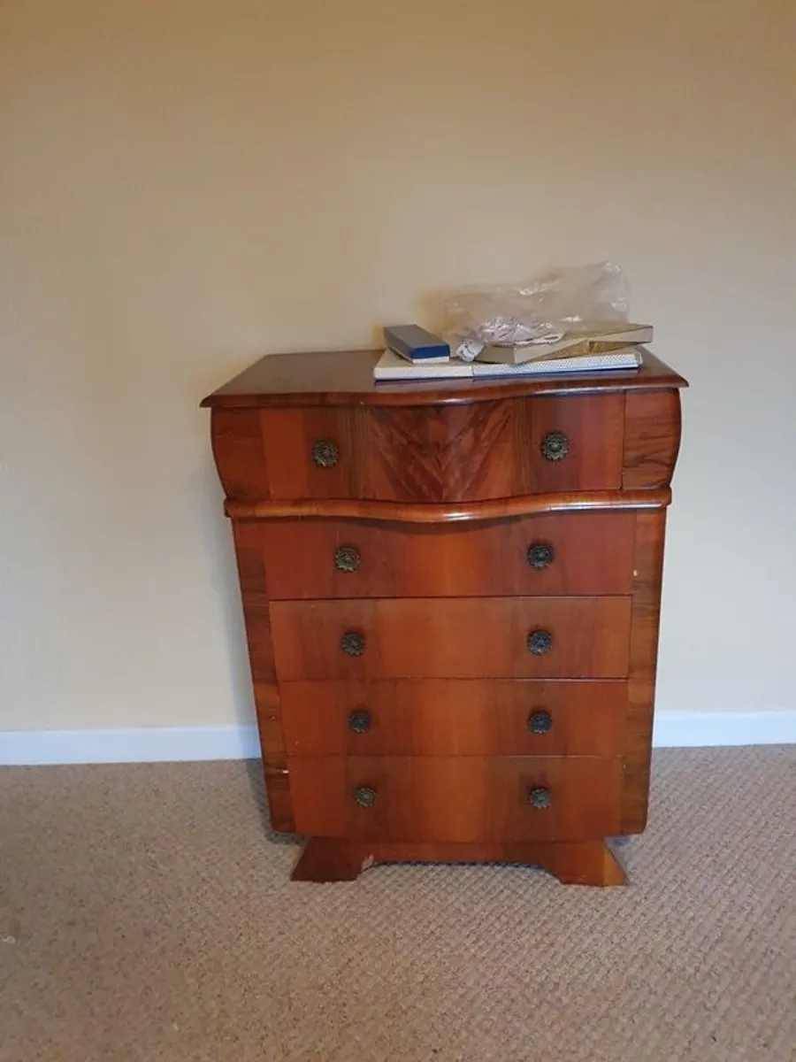 Collection of Bedroom Furniture. Great condition.Proper Antiques. - Image 3