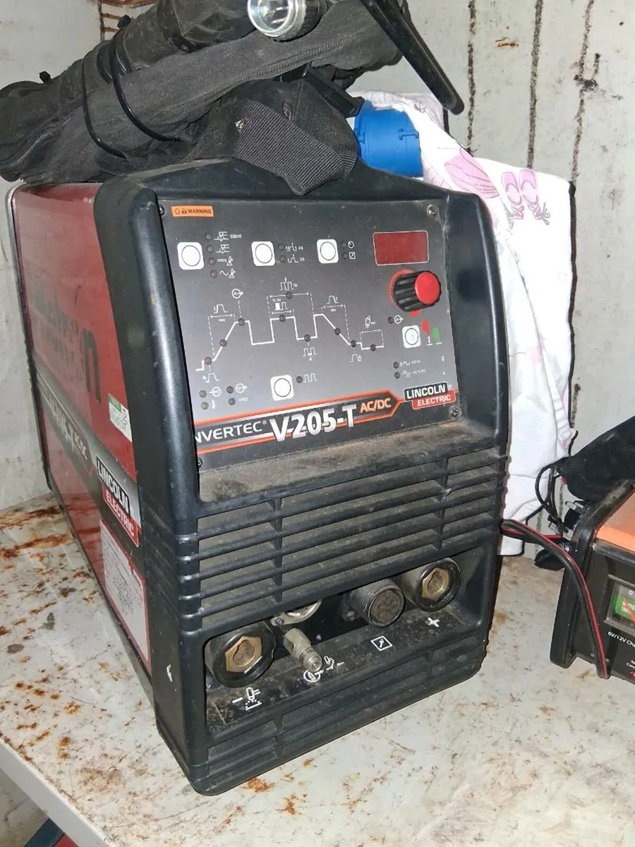 Lincoln tig welder - Image 2