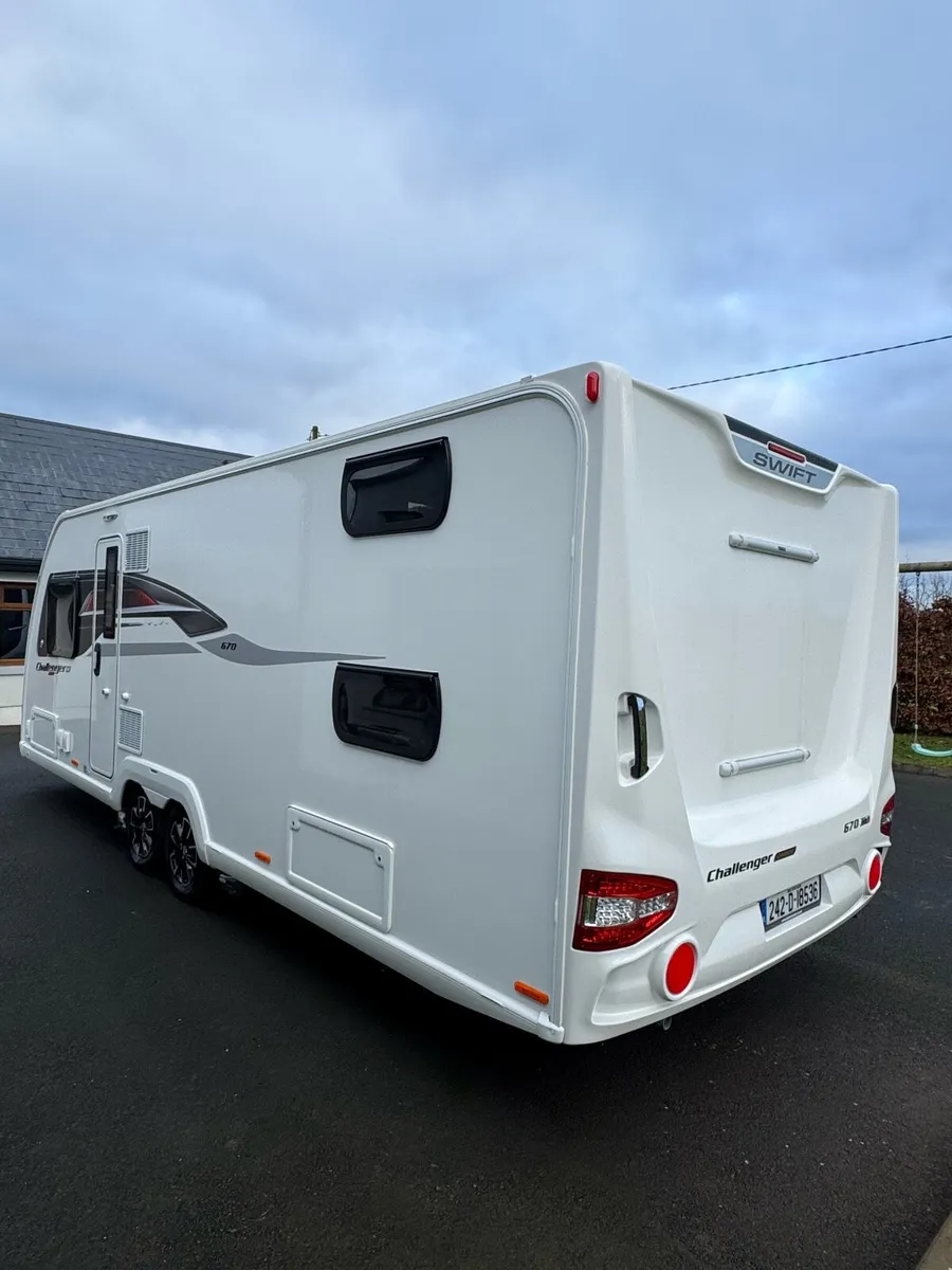 Swift Challenger Grande 670 SE (2023) - Image 4