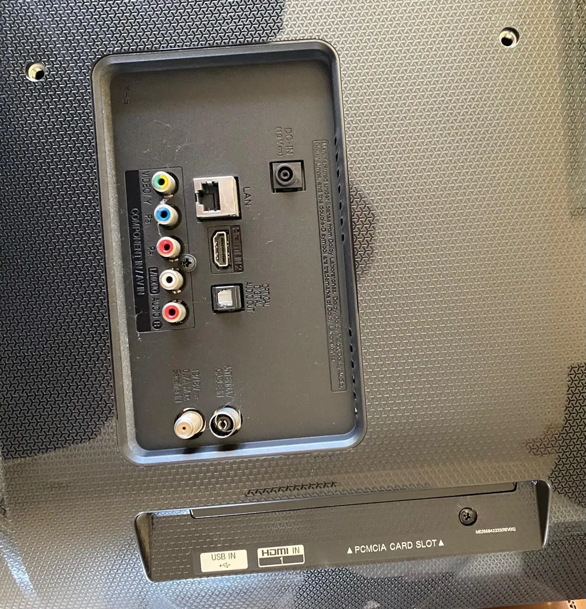 LG 32 Inch TV - Image 3