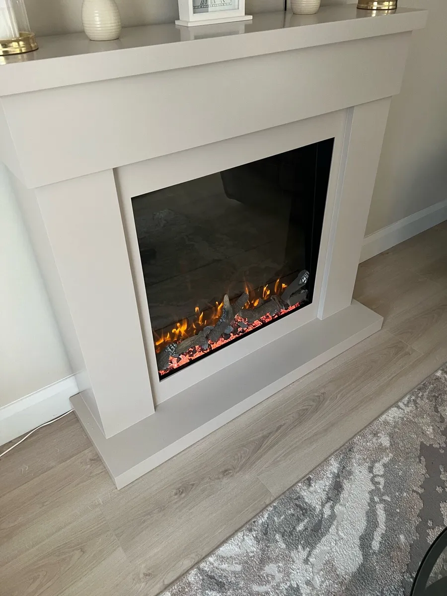 Electric freestanding fireplace - Image 2
