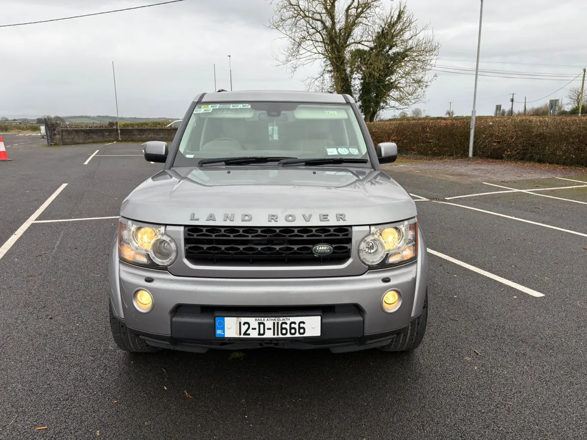 Land Rover Discovery Crewcab - Image 2