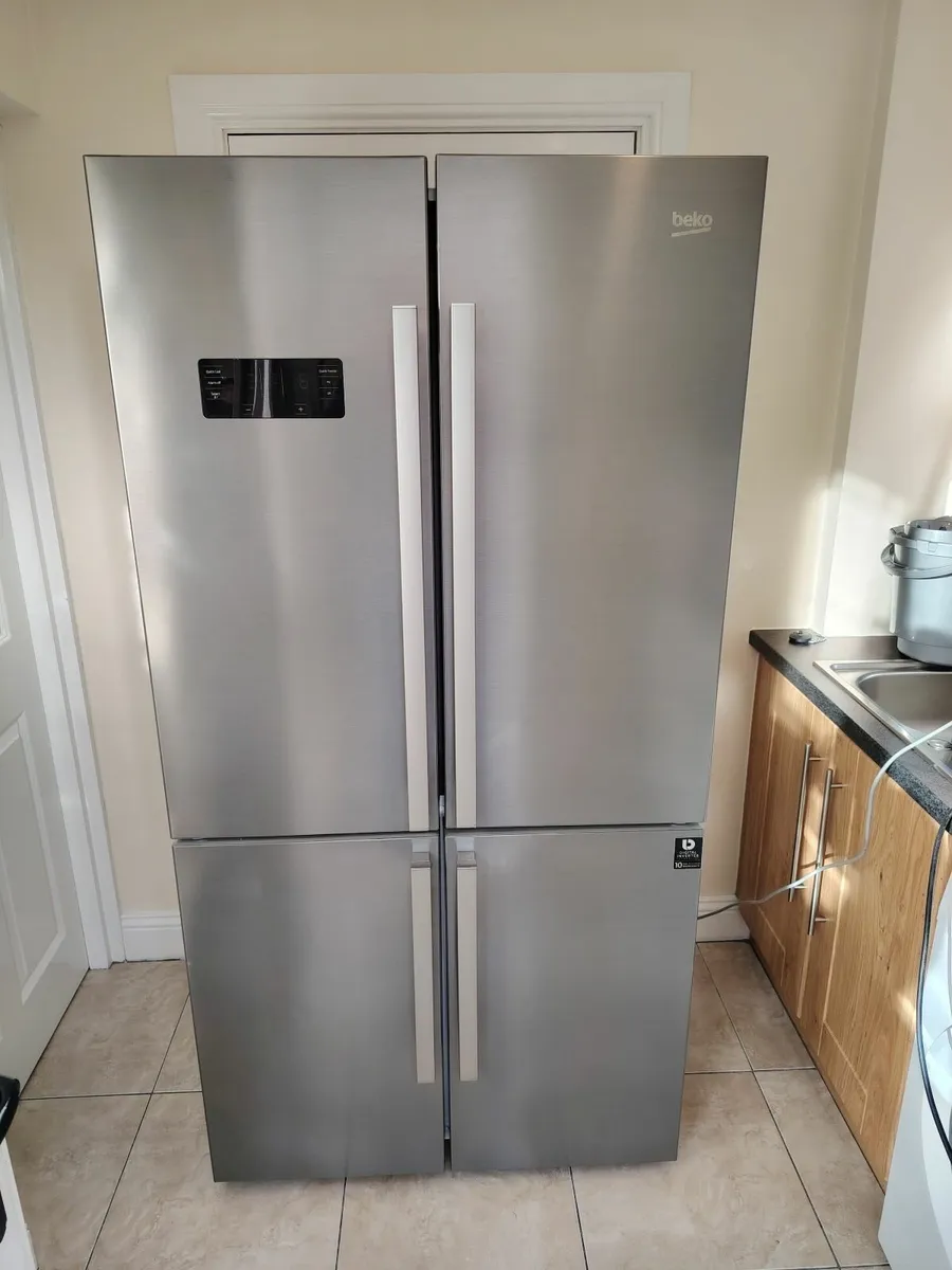 Beko American fridge freezer - Image 1