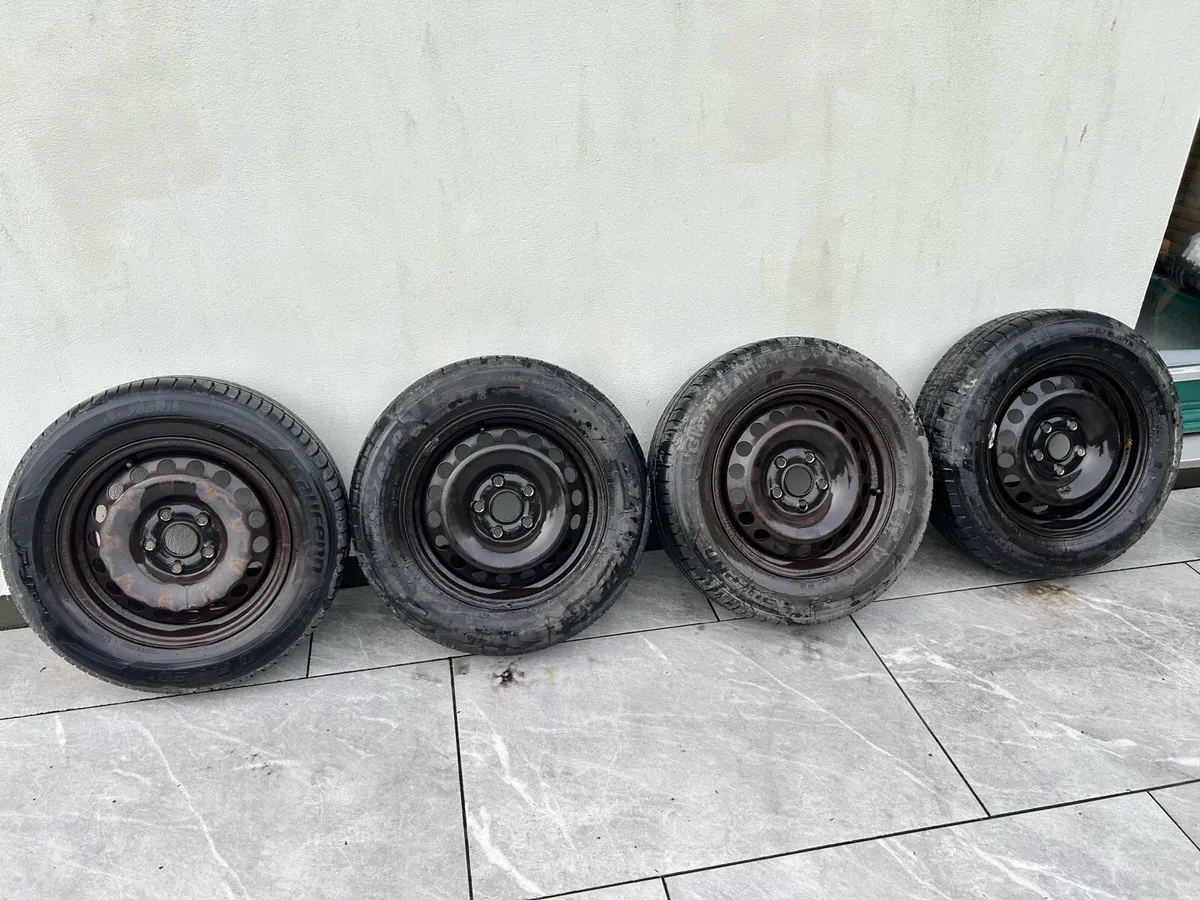 Steel wheels - Image 1