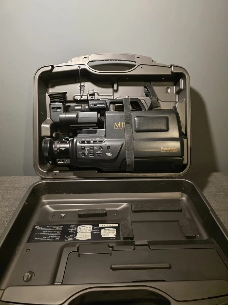 Vintage camcorder  Panasonic NV-M10 VHS - Image 1