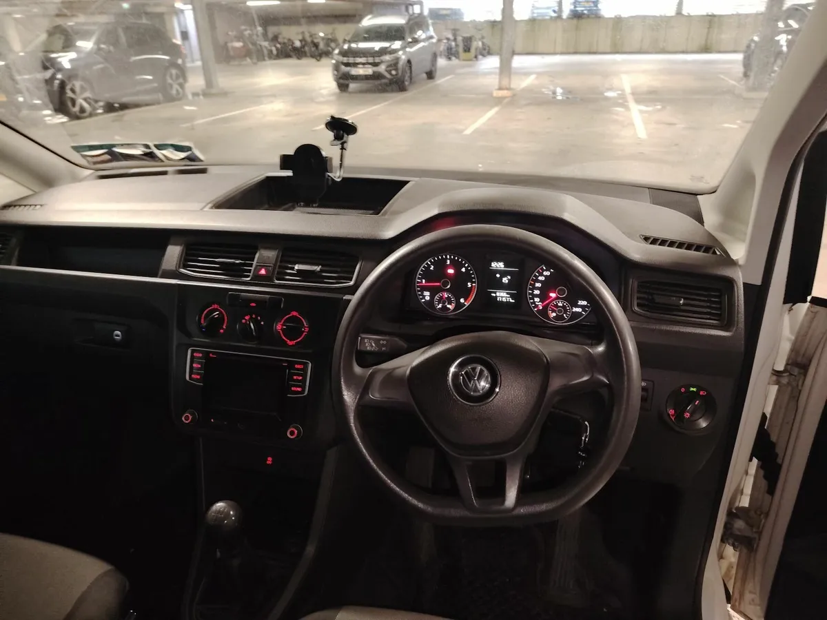 Volkswagen Caddy 2016 - Image 3