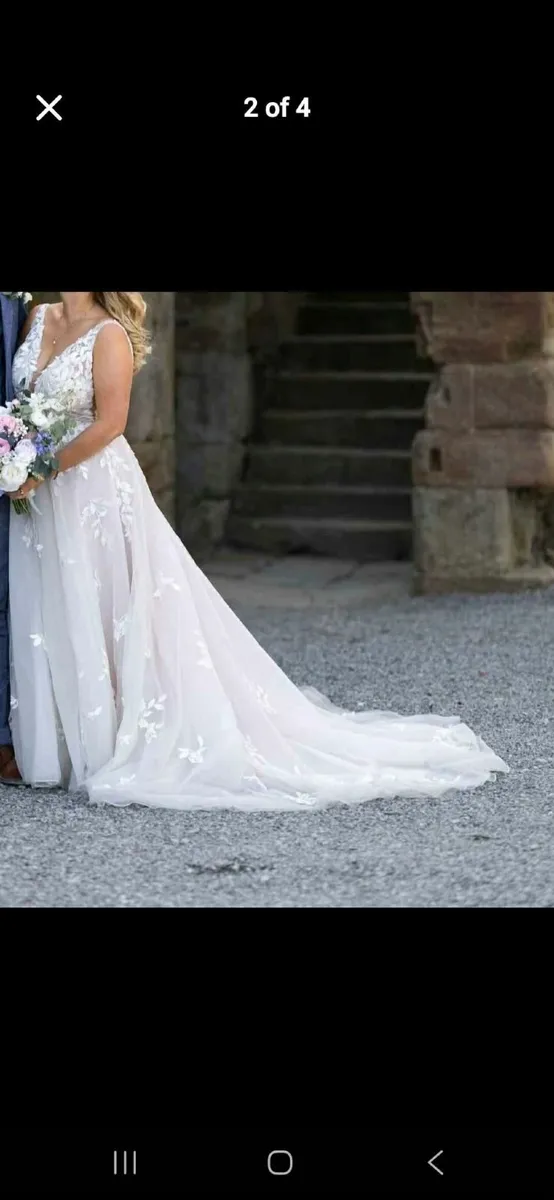 Wedding dress - Image 3