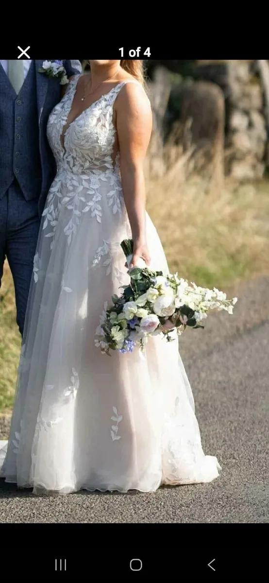 Wedding dress - Image 4