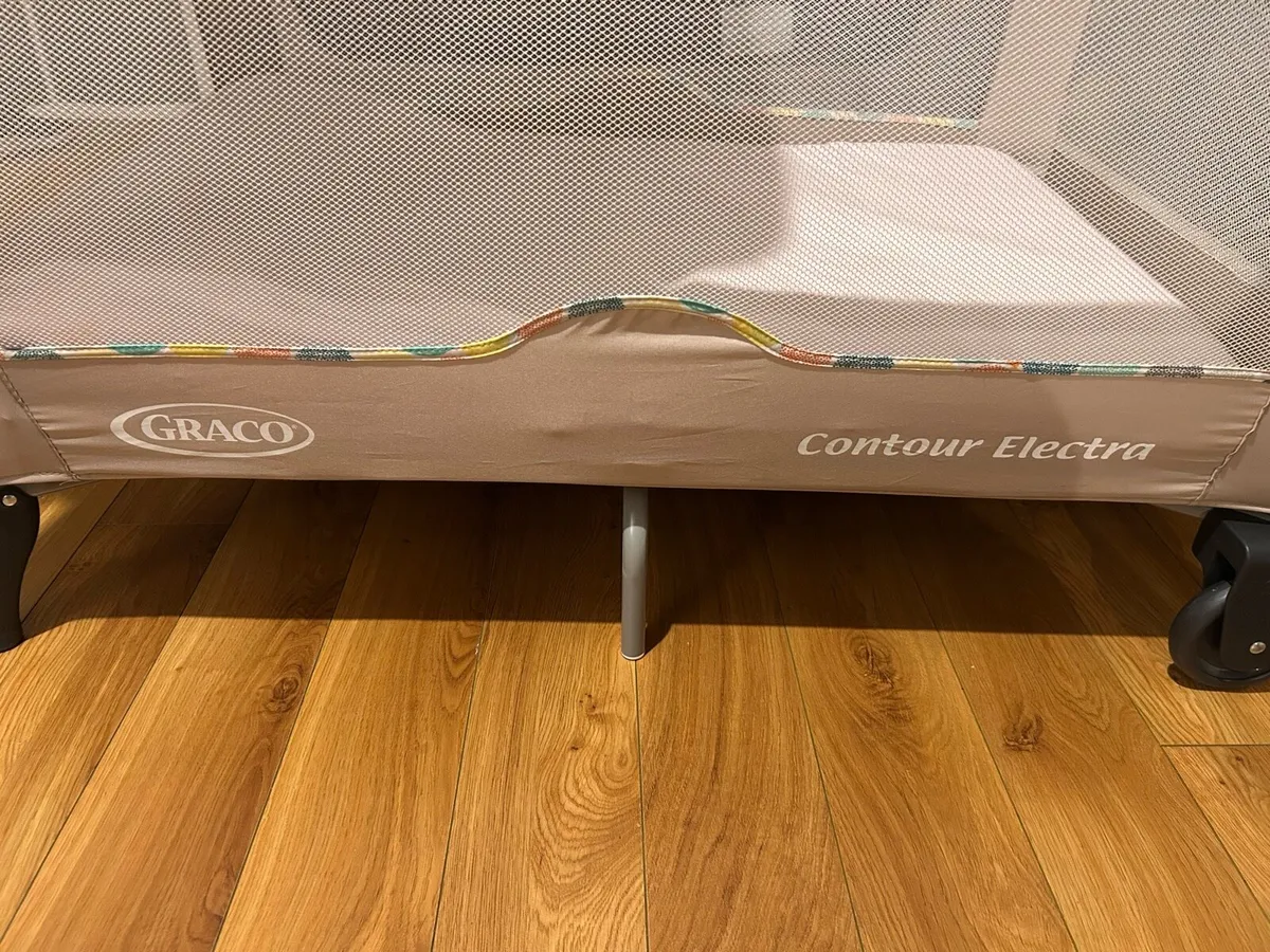 Travel Cot - Graco - Image 4