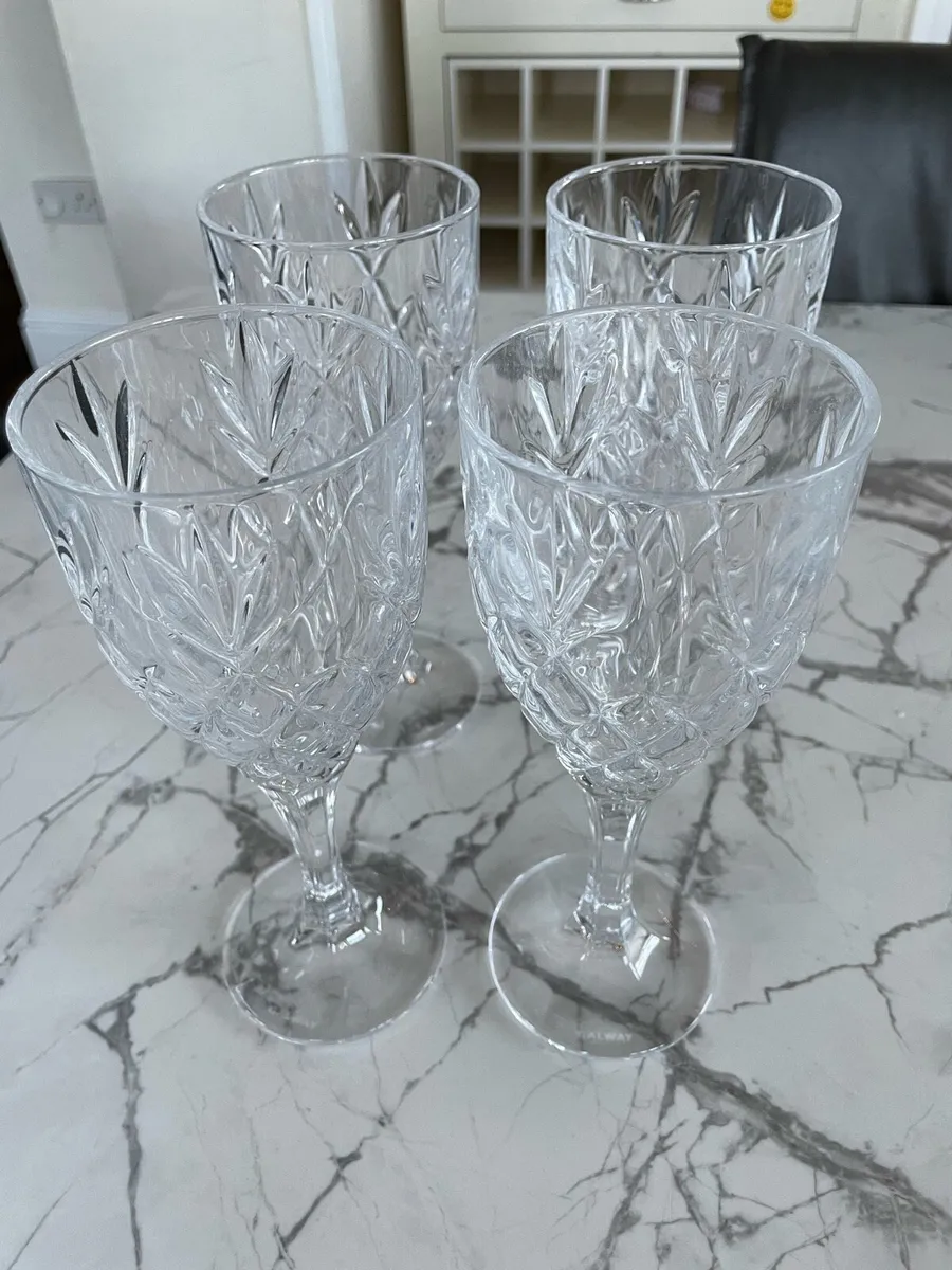 Galway Crystal wine glasses x4 - Image 1
