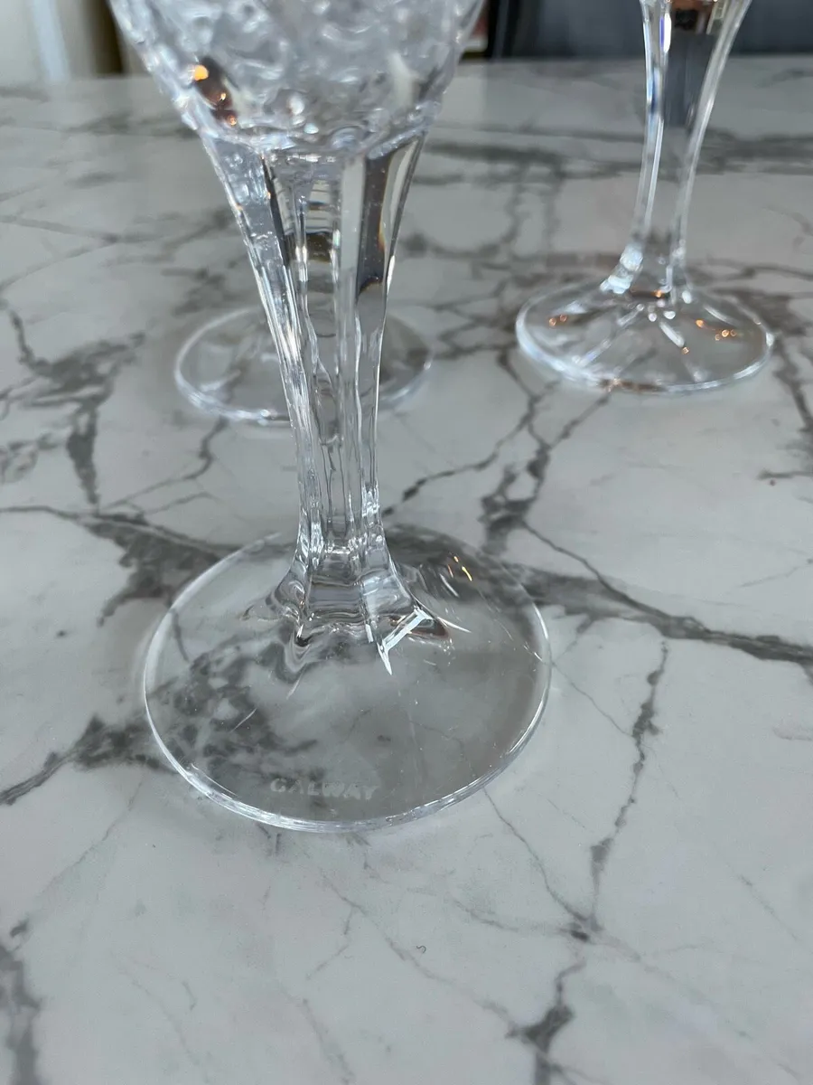 Galway Crystal wine glasses x4 - Image 2