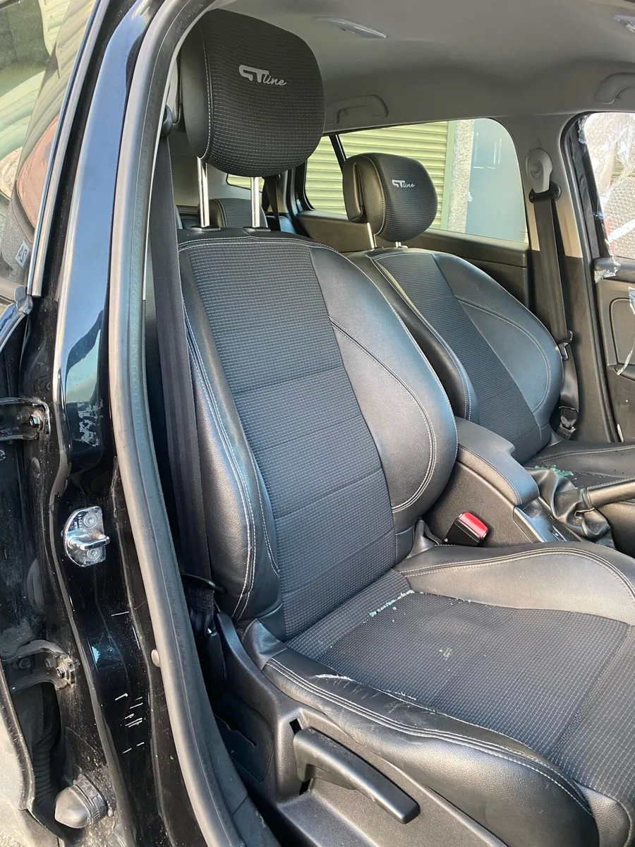 Renault Megane Estate GT Line for breaking - Image 2