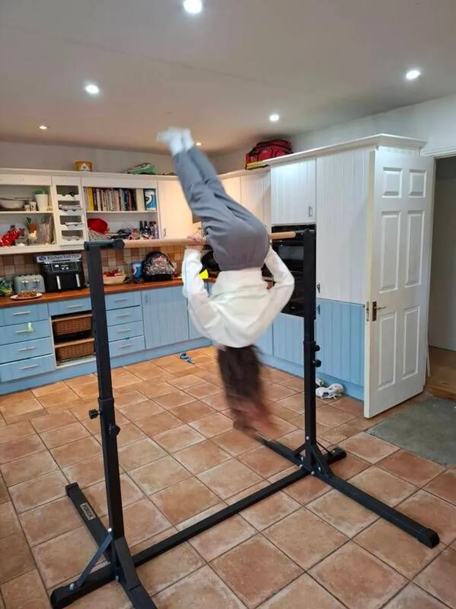 Gymnastics Horizontal Bar - Image 3