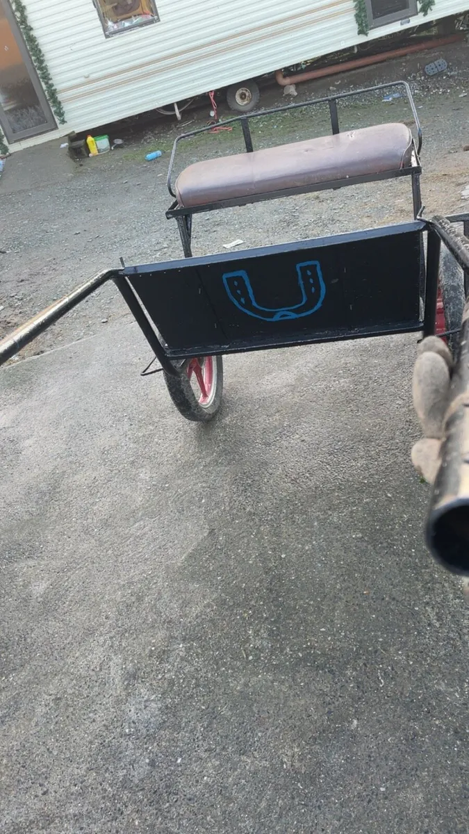 Selection of Horse carts - Image 1